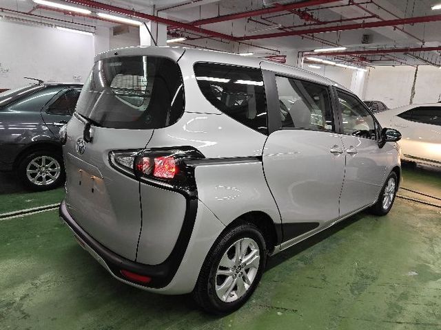 SIENTA 1.8  第4張相片