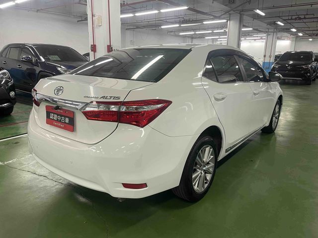 ALTIS 1.8  第5張相片
