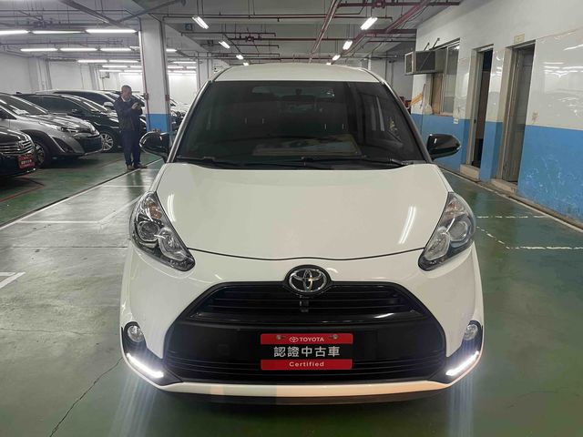 SIENTA 1.8  第2張相片