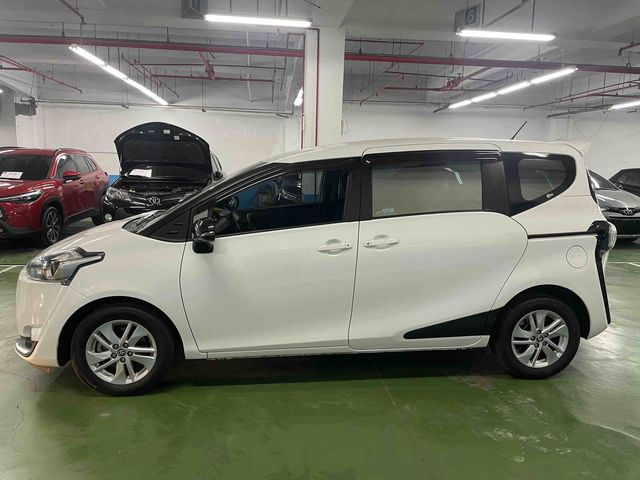 SIENTA 1.8  第4張相片