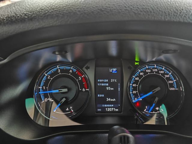 HILUX  第5張相片