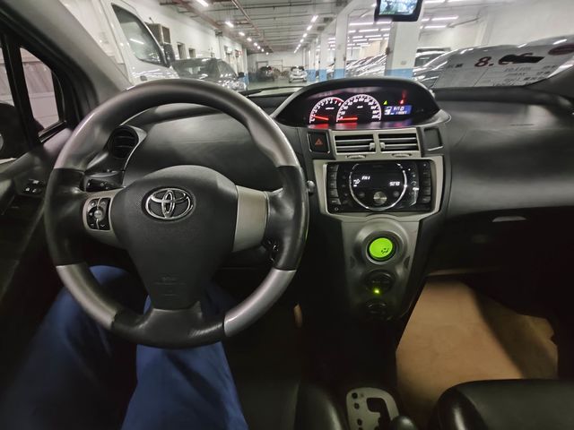 YARIS 1.5  第9張相片