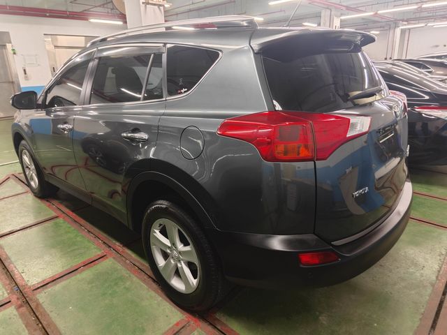RAV4 2.5 4WD  第7張相片