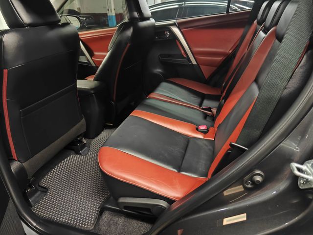 RAV4 2.5 4WD  第9張相片