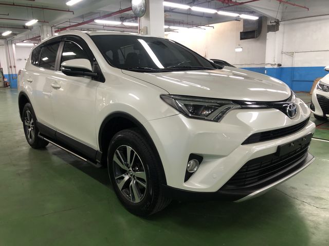 RAV4 2.0  第3張相片