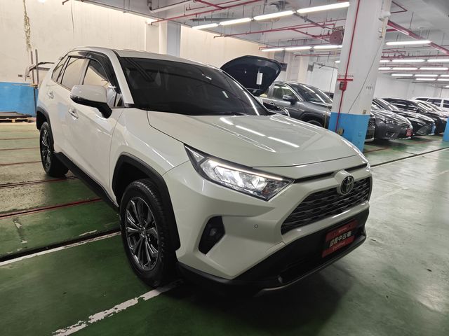 RAV4 2.0  第3張相片