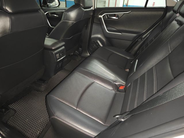 RAV4 2.0  第7張相片