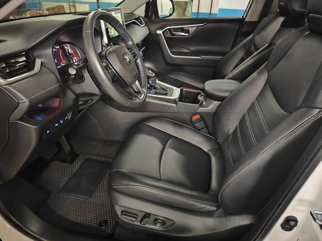 RAV4 2.0  第10張相片