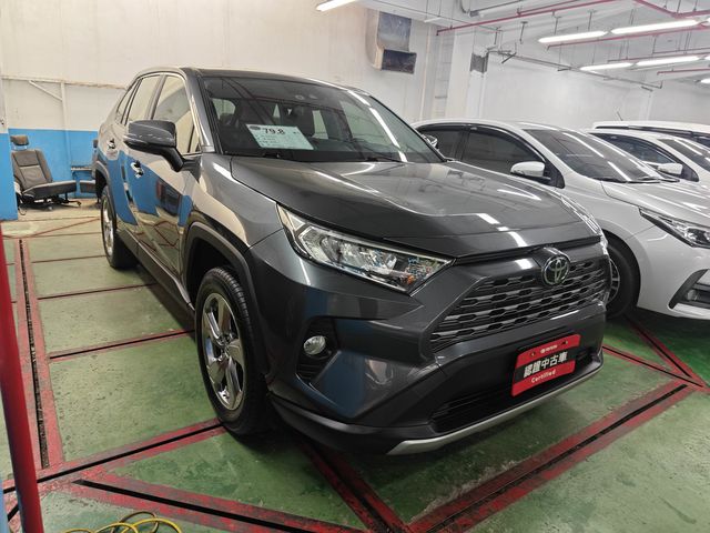 RAV4 2.0  第3張相片