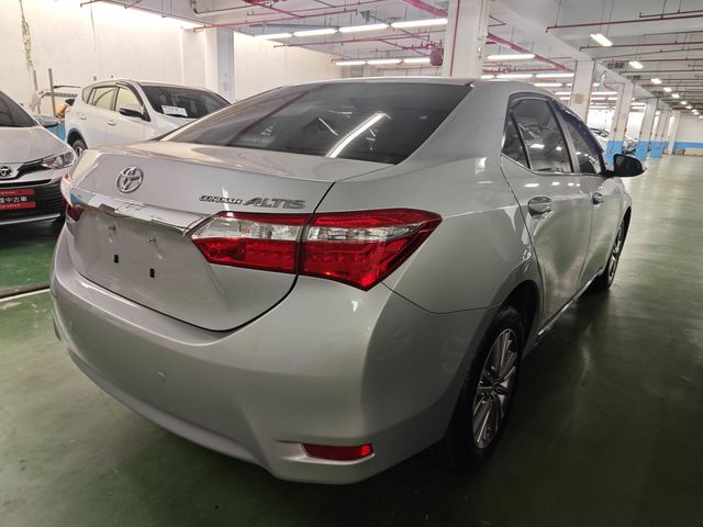 ALTIS 1.8  第4張相片
