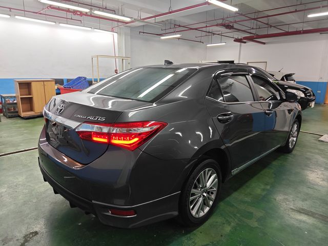 ALTIS 1.8  第4張相片