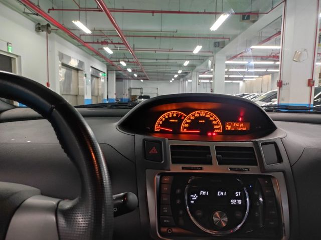 YARIS 1.5  第9張相片