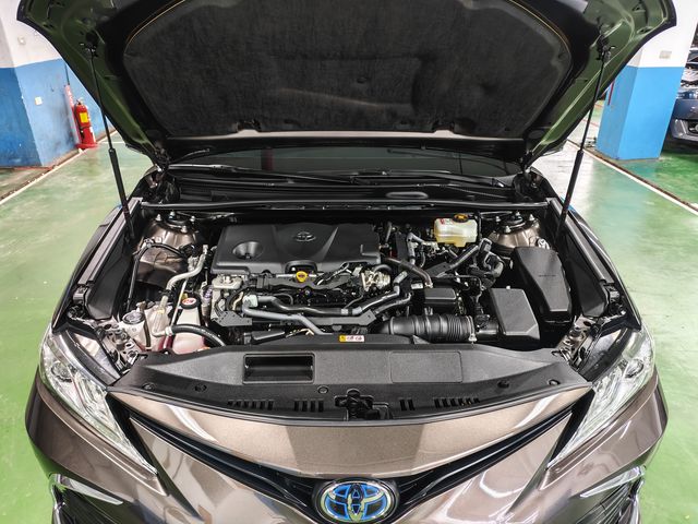 CAMRY 2.5 HV  第10張相片