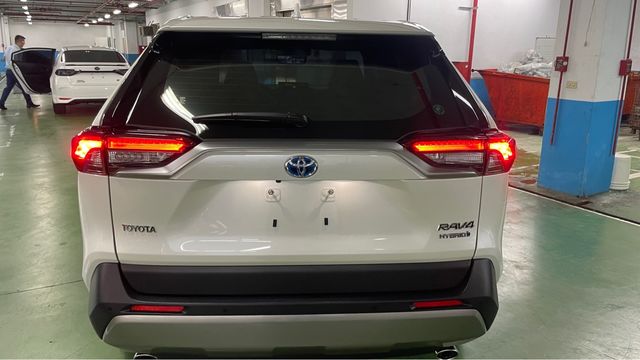 RAV4 2.5 HV  第5張相片