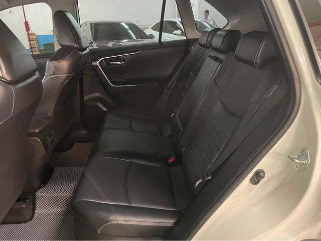 RAV4 2.5 HV  第10張相片