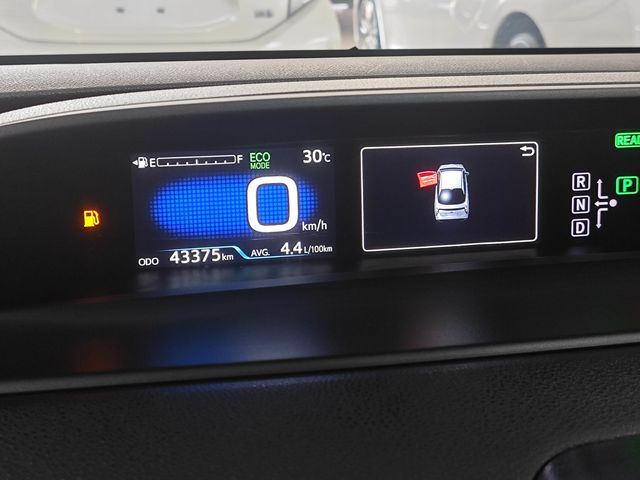 PRIUS 1.8  第8張相片