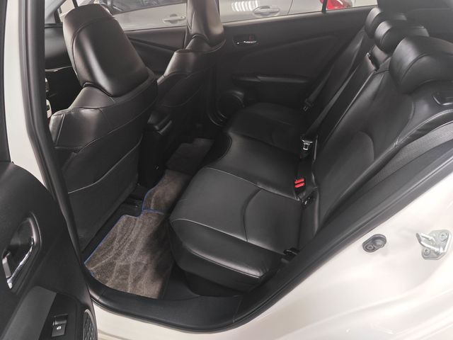 PRIUS 1.8  第10張相片