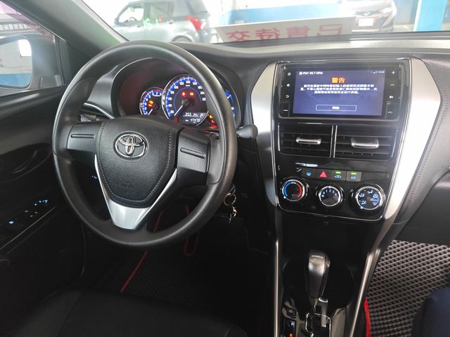 YARIS 1.5  第8張相片