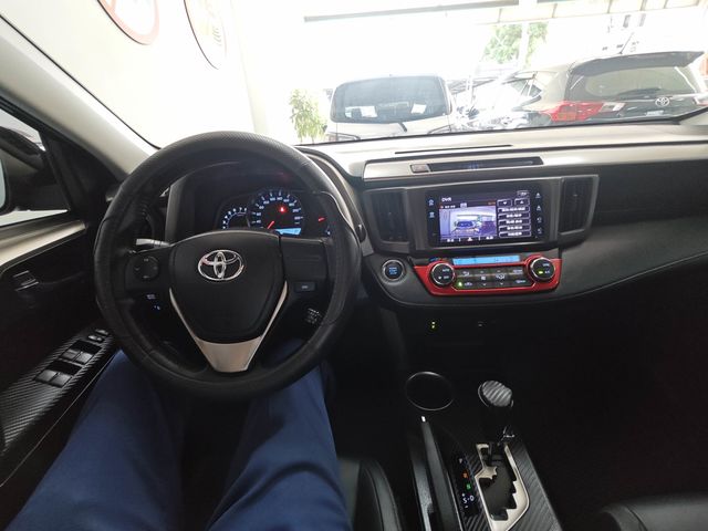 RAV4 2.5  第9張相片