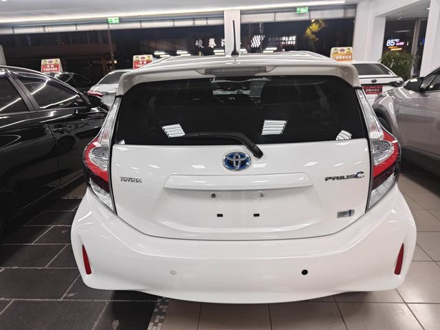 PRIUS C 1.5  第5張相片