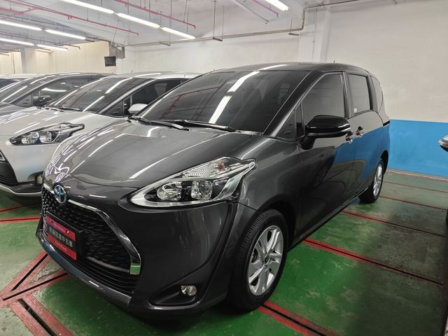SIENTA 1.8  第1張相片