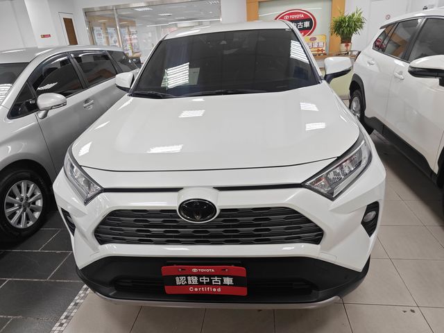 RAV4 2.0  第2張相片