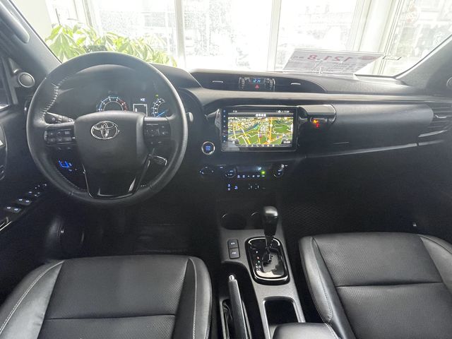 HILUX  第6張相片