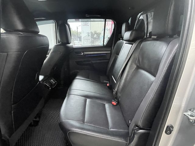 HILUX  第8張相片