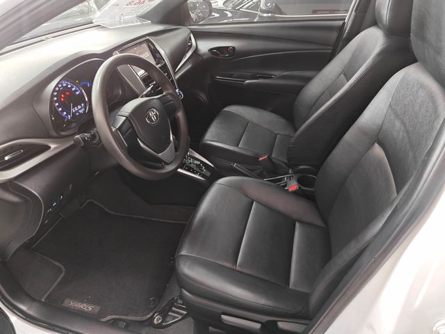 YARIS 1.5  第10張相片
