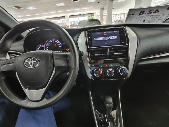 YARIS 1.5  第9張相片