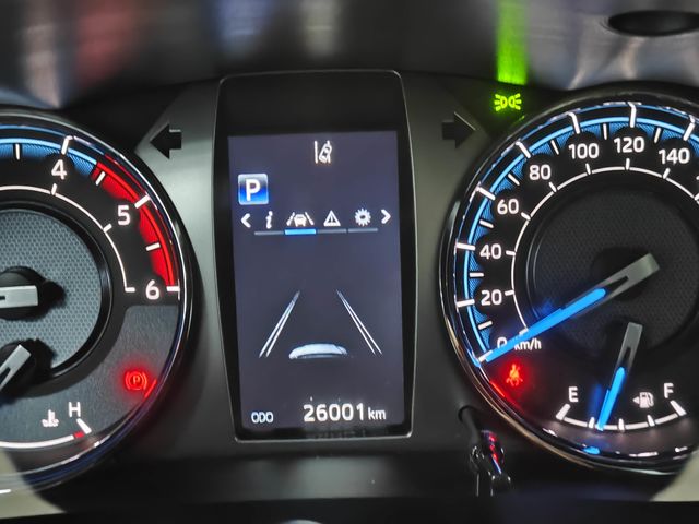 HILUX  第9張相片