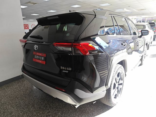 RAV4 2.5 4WD  第4張相片