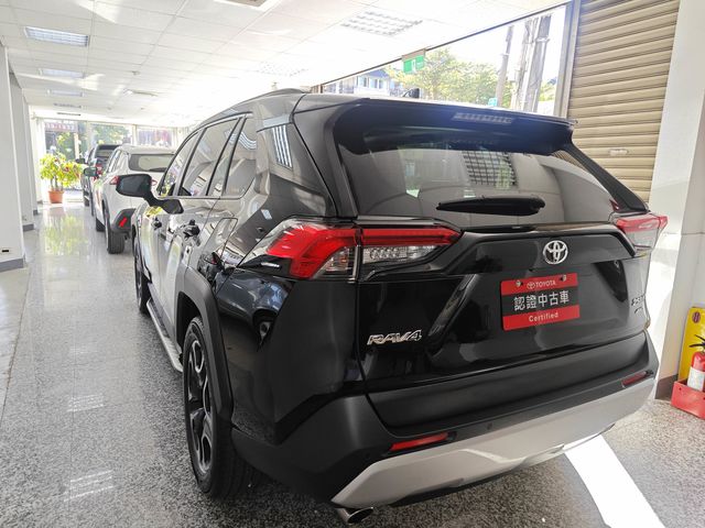 RAV4 2.5 4WD  第6張相片