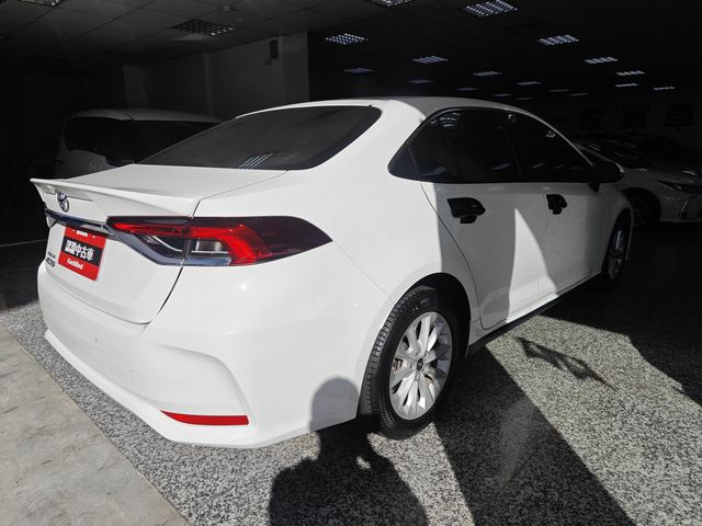 ALTIS 1.8  第4張相片