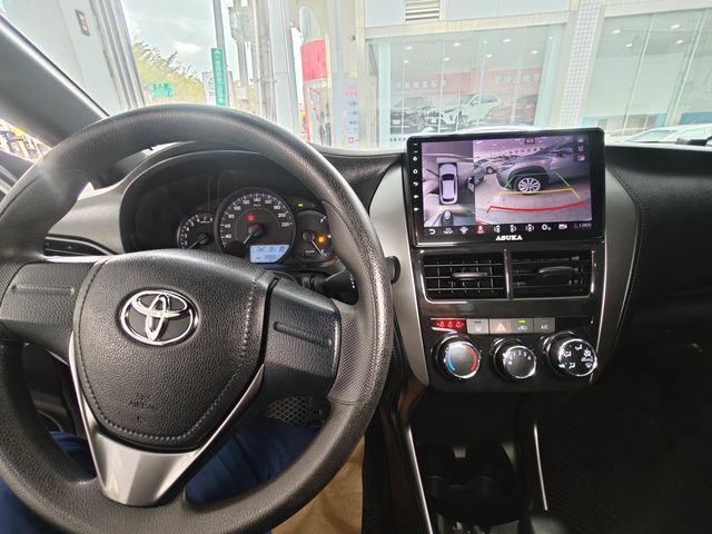 YARIS 1.5  第10張相片