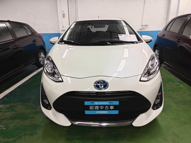 PRIUS C 1.5  第2張相片