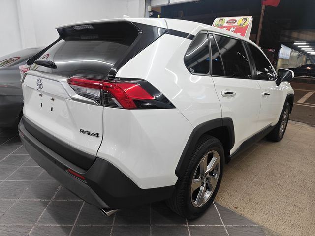 RAV4 2.0  第4張相片