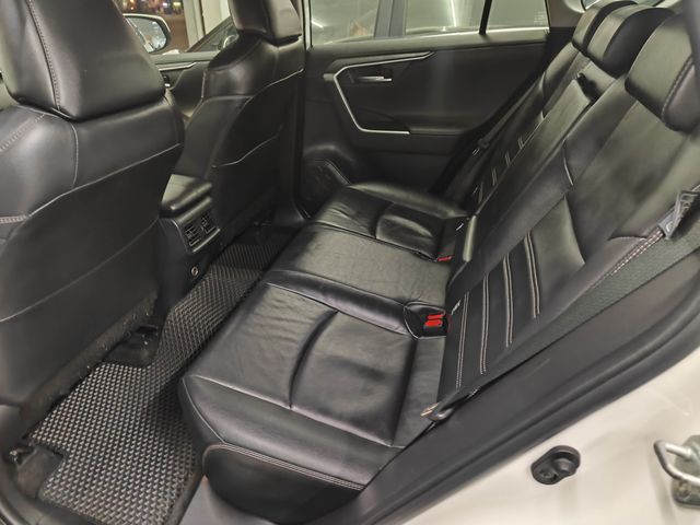 RAV4 2.0  第8張相片