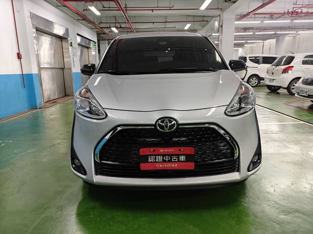 SIENTA 1.8 E  第2張相片