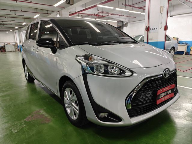 SIENTA 1.8 E  第3張相片