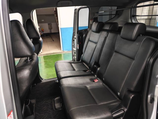 SIENTA 1.8 E  第8張相片