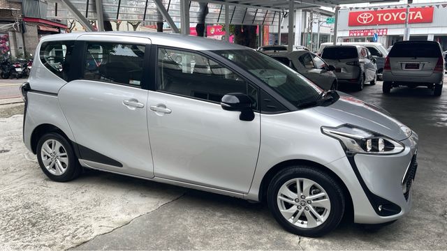 SIENTA 1.8E  第4張相片