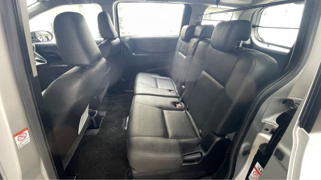 SIENTA 1.8E  第8張相片