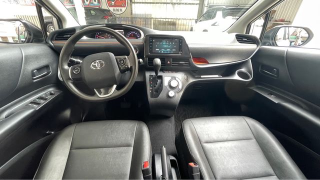 SIENTA 1.8E  第9張相片