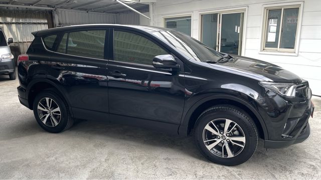 RAV4 2.0  第3張相片