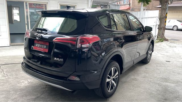 RAV4 2.0  第5張相片