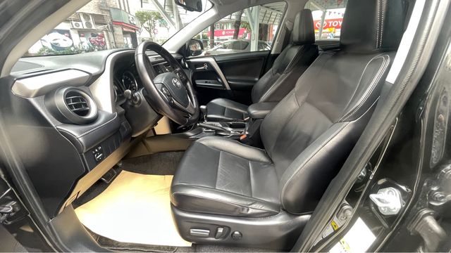 RAV4 2.0  第7張相片