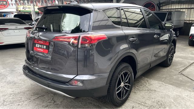 RAV4 2.0E  第5張相片