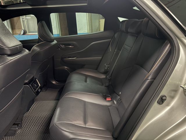 CROWN 2.4  第8張相片