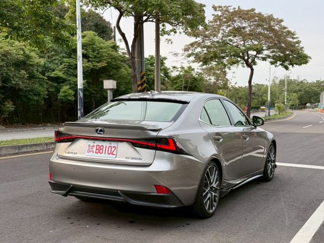 改新款貫穿尾燈/RC350原廠鍛框/F-SPORT  第3張相片